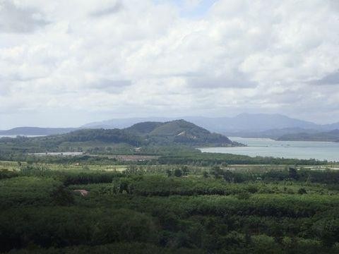 ที่ดินวิวทะเล 13 ไร่ ป่าคลอก ภูเก็ต บนเนินเขา มองเห็นอ่าวพังงา 180 องศา